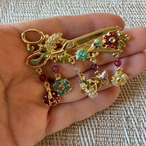 Floral Charm Gold Brooch